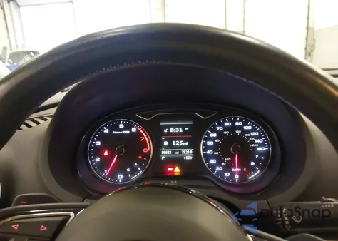 2015 Audi A3 2.0T Premium z USA, uszkodzony, nr VIN WAUEFGFF8F1094699